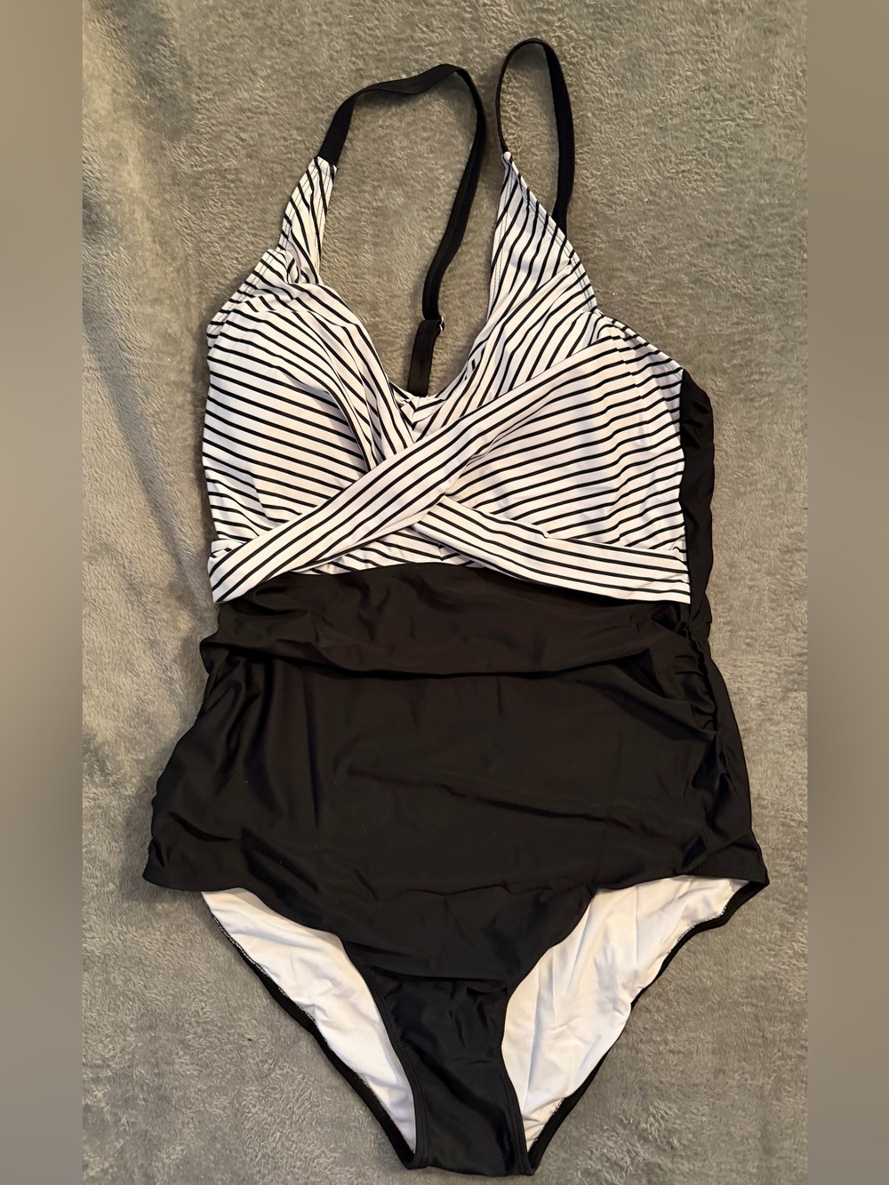 New  Black/White One Piece Bathing Suit Size XXL